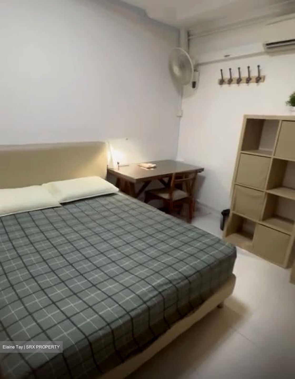 Calin Mansions (D14), Apartment #555551571